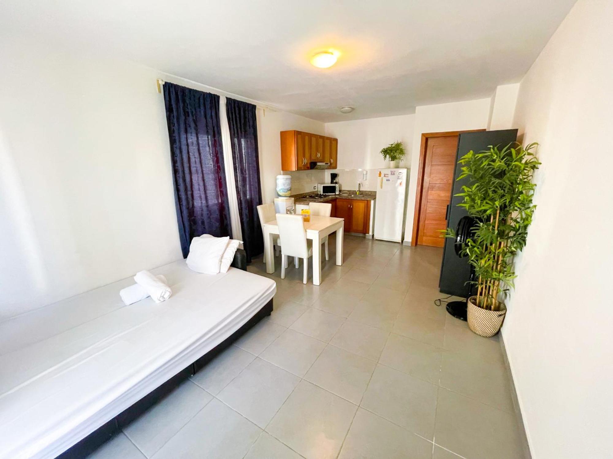 Sol Caribe Del Mar Los Corales Bavaro Studios Suites Beach & Pool 蓬塔卡纳 外观 照片